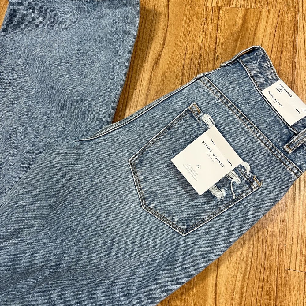 NWT Flying Monkey 90s vintage flare distressed women’s 26 Blue Relaxed Jeans